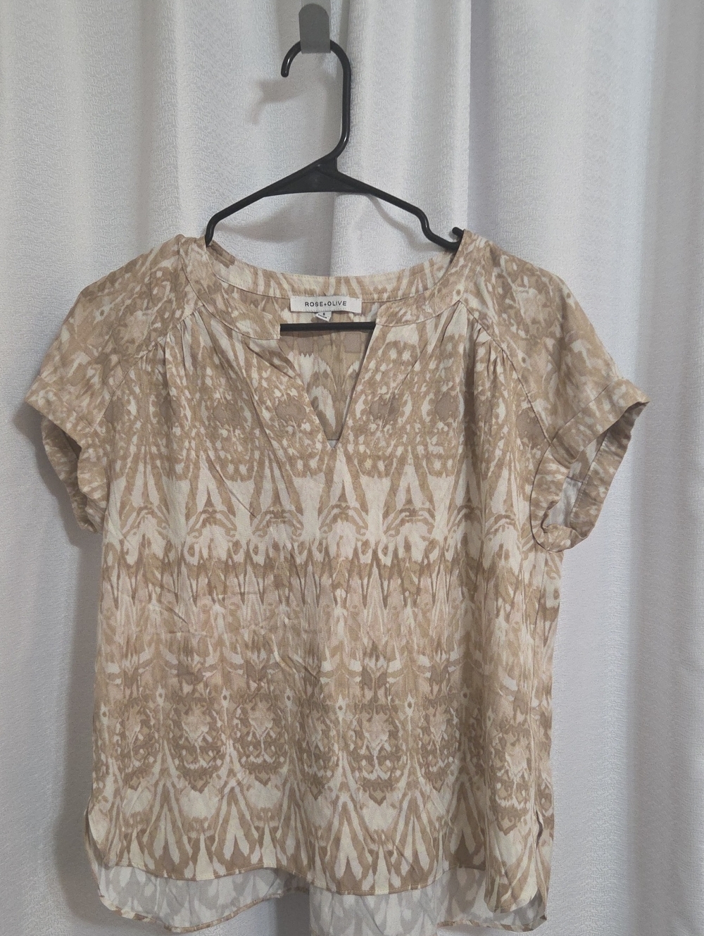 Rose & Olive Neutral Tan & Cream Patterned Short-Sleeve Blouse